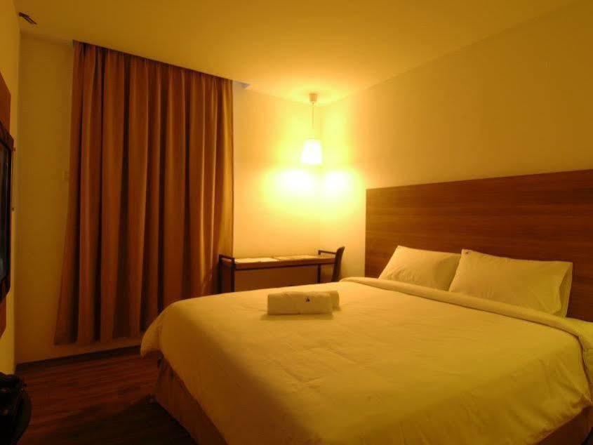 The Leverage Business Hotel - Bandar Baru Mergong Alor Setar Exterior photo